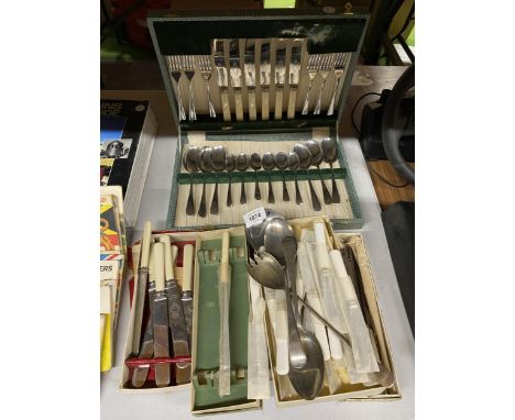 A COLLECTION OF BOXED VINTAGE FLATWARE 
