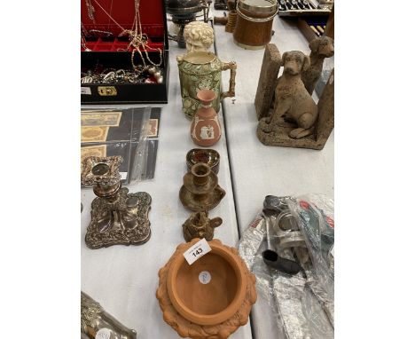 A QUANTITY OF ITEMS TO INCLUDE A PINK WEDGWOOD JASPERWARE VASE, A BUST ON A PLINTH, CERAMIC CANDLESTICK, TERRACOTTA BOWL, JUG