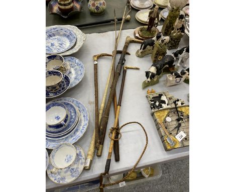 SIX VINTAGE RIDING CROPS TO INCLUDE HORN HANDLED EXAMPLES 