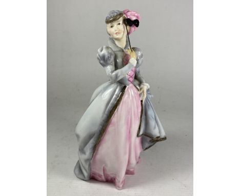 A ROYAL WORCESTER FIGURINE "MASQUERADE" - 20.5 CM 