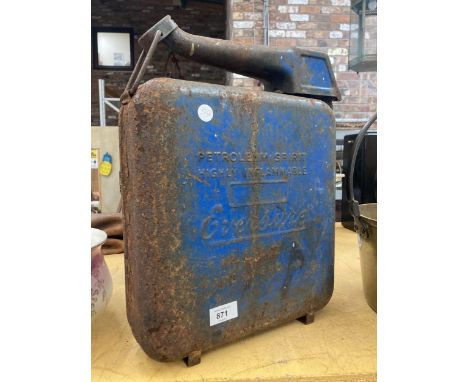 A VINTAGE 'EVERSURE' METAL NOZZLE PETROL CAN 