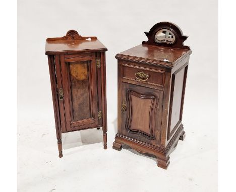 Victorian mahogany pot cupboard with bevelled edge kidney-shaped mirrored panel to top section, comprising a single drawer ov