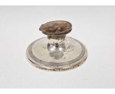 Early 20th century silver capstan inkwell, with silver inlaid tortoiseshell lid, weighted base, hallmarks rubbed, 15cm diamet