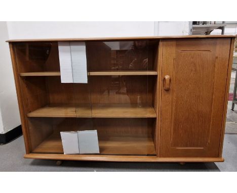 Retro elm Ercol-style glazed sideboard with single cupboard, H. 87 cm x L. 137 x D. 34cm