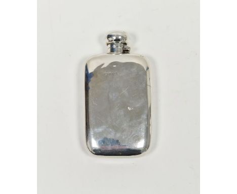 Edwardian silver hip flask, hallmarked Birmingham 1902 by Synyer &amp; Beddoes, 152g/4.8ozt