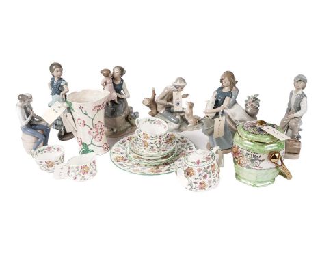  A Minton ‘Haddon Hall’ pattern part tea and dinner service, comprising: two tea trios, a tea pot, a sugar bowl, a cream jug,