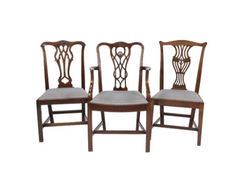 HARLEQUIN SET OF SEVEN  CHIPPENDALE STYLE MAHOGANY DINING CHAIR, each with pierced splat, flat fronted drop-in seat and squar