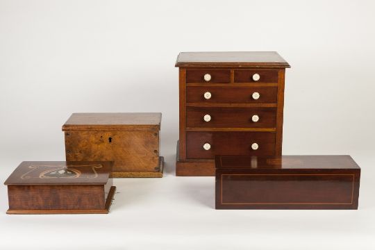 Edwardian Mahogany Apprentice Piece Miniature Chest Of Drawers