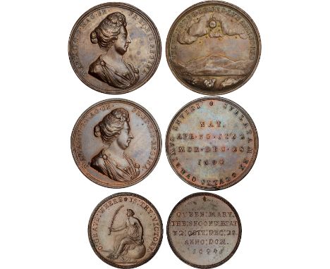 British Commemorative Medals, Mary, Regent, copper medal, 1690, by James and Norbert Roettier, bust r., rev. EX NOCTE DIEM, f