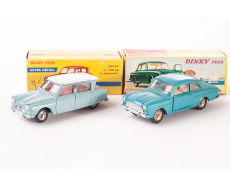 A French Dinky 538 Ford Taunus 12M, turquoise body, 557 Citroën AMI 6, light blue body, white roof, in original boxes, VG-E, 