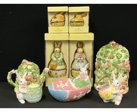 A Villeroy &amp; Boch Spring Bunnies "Bunny With Egg" box and cover, boxed; others, Bunny With basket, boxed; two smaller Spr
