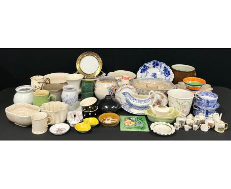 Ceramics - a 19th century ceramic jelly mould, 19cm x 13cm; another similar; a Wedgwood blanc-de-chine urn; Minton plate; 19t