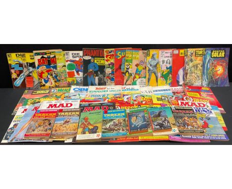 A collection of German language comics and children's books, including Superman Heft no.2 Oktober 1966; Hit Comics Nr3 Die Sp