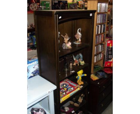 A 5 shelf bookcase height 167cm x width 63cm, depth 31cm COLLECT ONLY