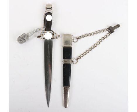 Third Reich Postschutz Officials Dress Dagger by Paul Weyersberg, Solingen, blackened grip with postschutz eagle to the centr