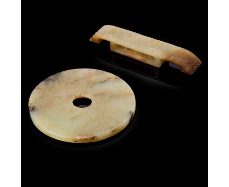  [PRIVATE ENGLISH COLLECTION, ENGLAND] ONE PALE CELADON JADE SWORD ORNAMENT AND A BI DISC 20TH CENTURY OR EARLIER 二十世紀或更早 青玉帶