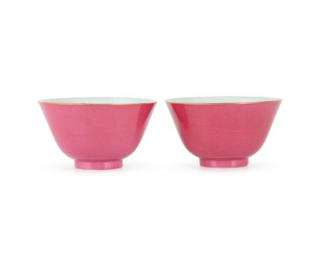  PAIR OF CHINESE RUBY-RED-GLAZED TEA CUPS TONGZHI MARK 同治款 胭脂紅釉杯（一對）&nbsp;each with steep sides, covered on the exterior with