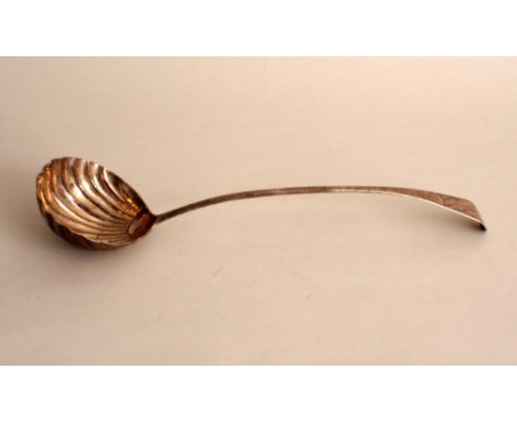 A George III silver ladle, by Thomas Wallis II, London 1792, Old English pattern with shell shaped bowl and chased border, 4.