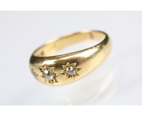 Diamond 18ct yellow gold ring, three graduated old cut diamonds, the principal diamond weighing approx 0.15 carat, gypsy sett