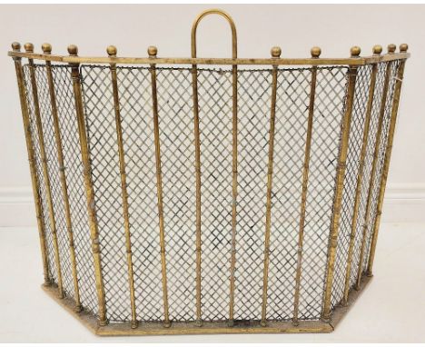 A triptych&nbsp;brass Mesh Firescreen, with fold-out sides, 25" (64cms) extended. (1) 