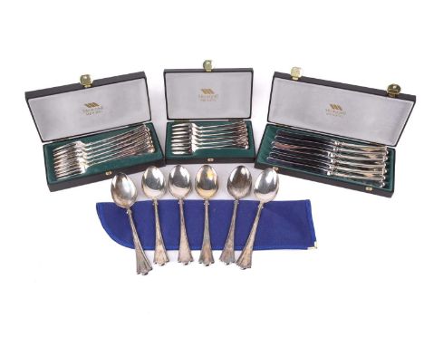 20th century Norwegian 830 standard white metal flatware by Mestergull Midling, comprising six pastry forks, boxed, six desse