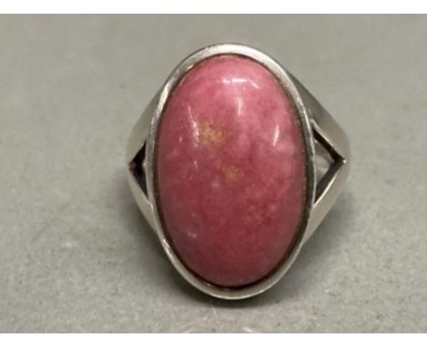A silver and pink jade ring size T 12.1g gross