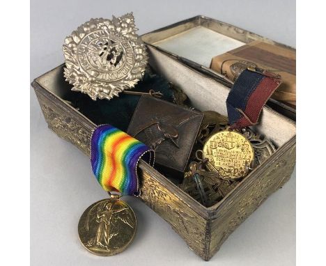 LOT OF SILVER MEDALLIONS AND MILITARY MEDALS, along with RAF cap badges, cufflinks and badges, contained in a Japanese white 