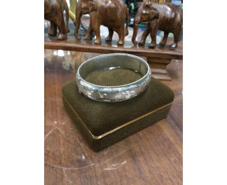 VICTORIAN SILVER BANGLE