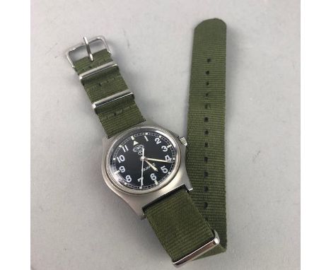 GENTLEMAN'S CWC MILITARY WATCH, the round black dial with Arabic hour markers, railroad outer seconds track, with broad arrow