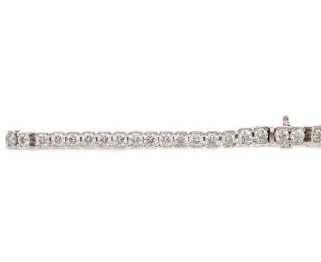DIAMOND TENNIS BRACELET,the round brilliant cut diamonds totalling approximately 4.60 carats, partially marked 750, 18cm long