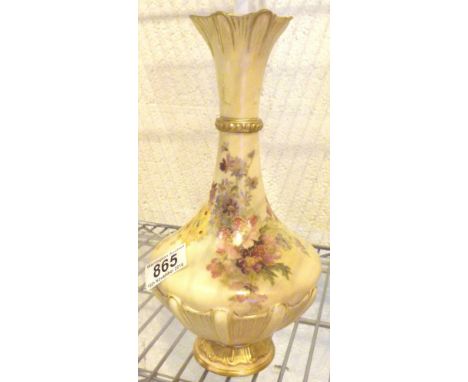 Large Royal Worcester blush ivory vase, H: 27 cm