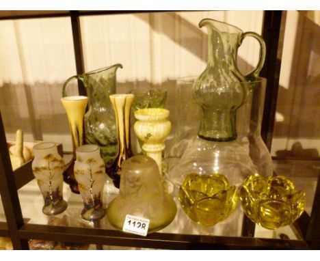 Shelf of mixed glass 