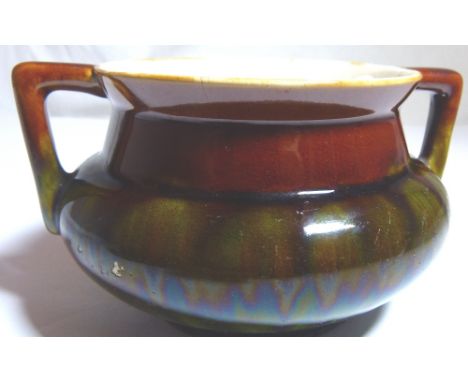 CHRISTOPHER DRESSER. Twin handled bowl signed Linthorpe C W Dresser 637 D: 10 cm CONDITION REPORT: This item has 4 hairline c