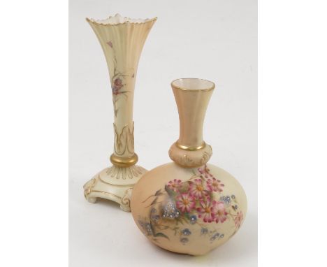 A Royal Worcester blush ivory vase, printed painted with floral sprays, shape number G799, dated 1905, height 5ins, together 