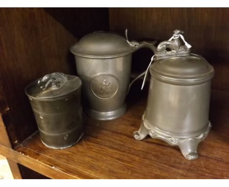 Group comprising a pewter lidded tankard with golfer motif to front, antique pewter goblet with non-associated lid and antiqu