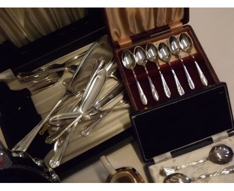 Four cased cutlery sets, chromium fruit bowl with blue glass liner and a small Mason's Ironstone jug (qty) 