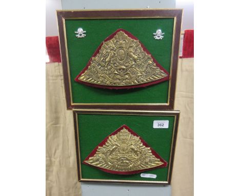 2 mounted helmet badges 