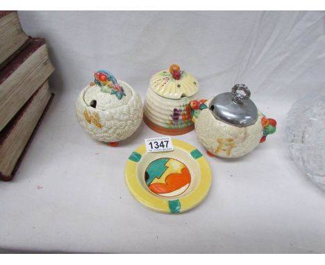 4 pieces of Clarice Cliff