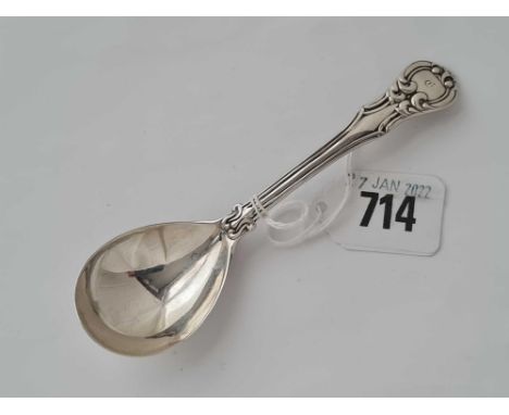 A Victorian long handled caddy spoon, London 1840 by S.H D.C