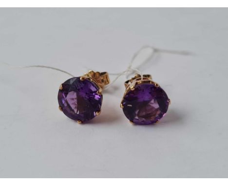 A pair of amethyst earrings 14ct gold - 3.5 gms 