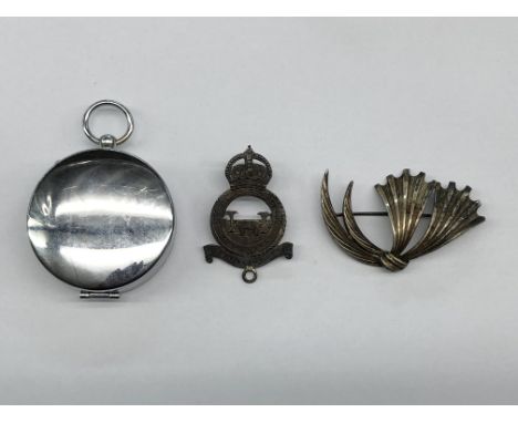 JAPANESE LIQUID FILLED POCKET COMPASS, 925 SILVER BROOCH AND A RAF 249 FIGHTER SQUADRON GOLD COAST BADGE PENDANT