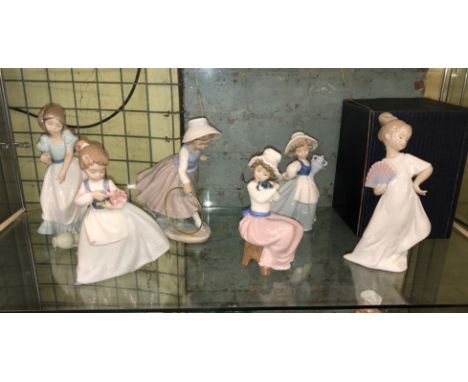 SIX NAO PORCELAIN FIGURE GROUPS 
