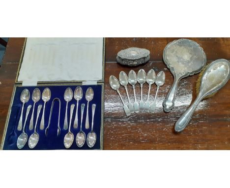 A quantity of small silver items to include six teaspoons, 123g, a white metal trinket box together with a set of twelve silv