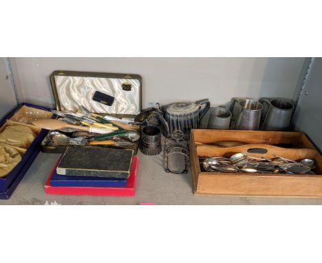 Mixed silver plated and other metalware to include silver plated and stainless steel flatware, boxed knives and others, silve
