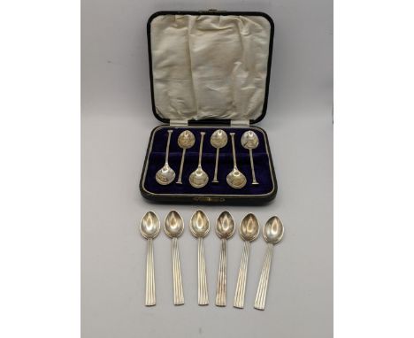 Six silver tea spoons cased, together with six silver coffee spoons total weight 131.3gLocation: 
