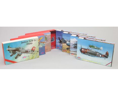 Eight MPM aircraft 1/72 model kits, to include : Messerschmitt ME 262 A-1a/U3 & V056Republic XP-47H Grumman XF5F-1 SkyrocketJ