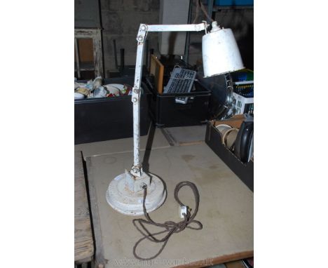 An adjustable Work light.