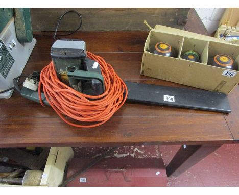 Electric chainsaw