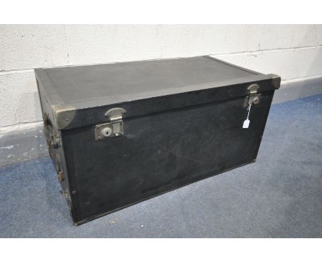 A VINTAGE ORDERLEE 1920'S CAR TRUNK, with an open interior, width 85cm x depth 46cm x height 41cm (condition:-some damage to 