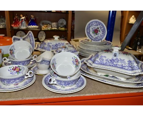 A THIRTY FIVE PIECE COPELAND SPODE 'SPODE'S MAYFLOWER' DINNER SERVICE, comprising two meat plates, two tureens, a soup tureen